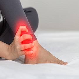 درمان درد مچ پا بعلت آسیب های داخلی و بیرونی مفصل مچ در راه رفتن